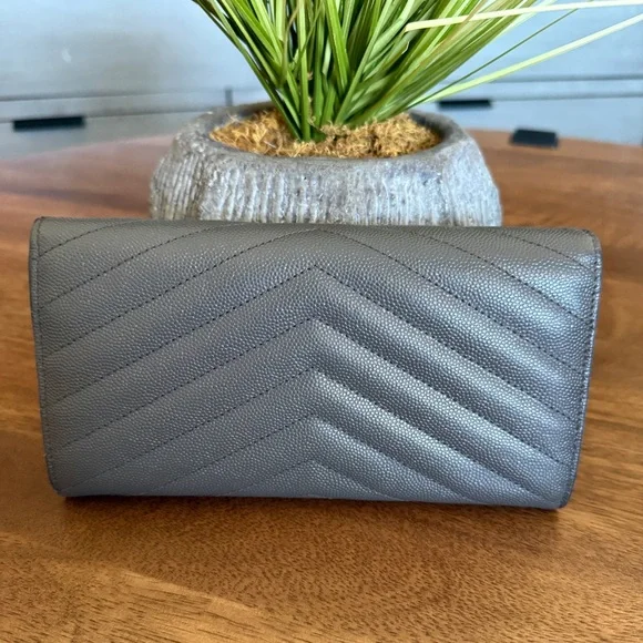 SOLD Yves Saint Laurent Gray Leather Clutch - Picture 12 of 14
